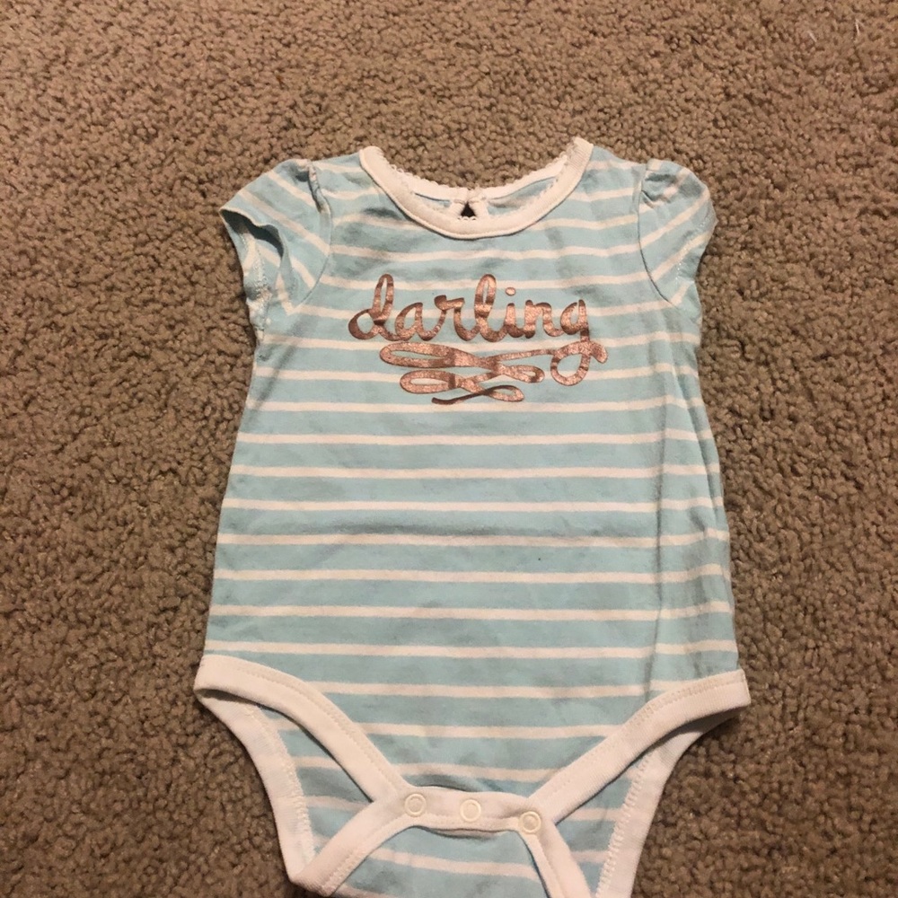 2 bodysuits - Picture 2 of 2